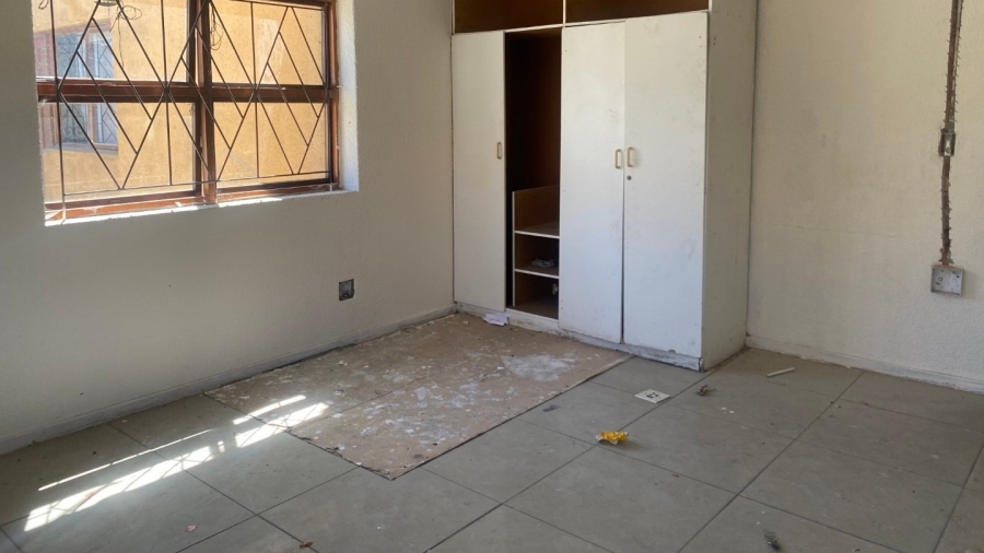 16 Bedroom Property for Sale in Bellville South Western Cape